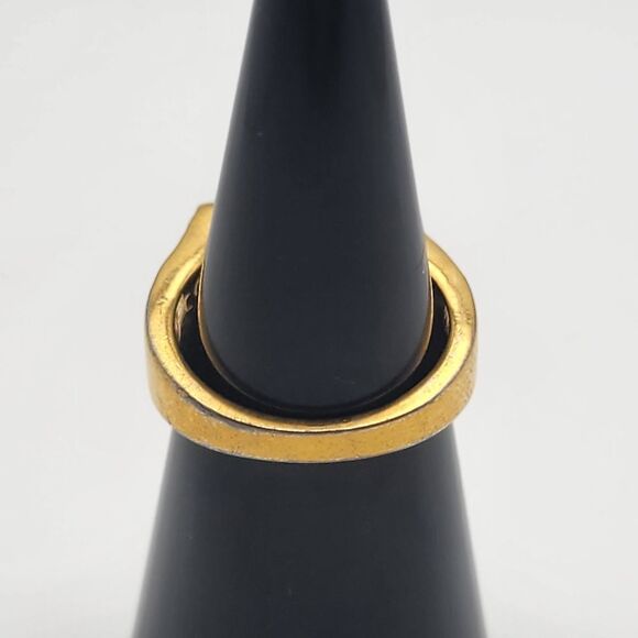 Edco Gold Tone Faux Pearl & CZ Ring (5) - Picture 4 of 8